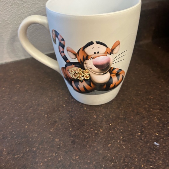 Disney Tigger Character Mug - Cream - Picture 5 of 5